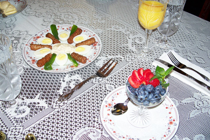 sample Breakfast foods available at Azalea Manor Bed and Breakfaste in 
Madison Historic District, downtown Madison Indiana 47250