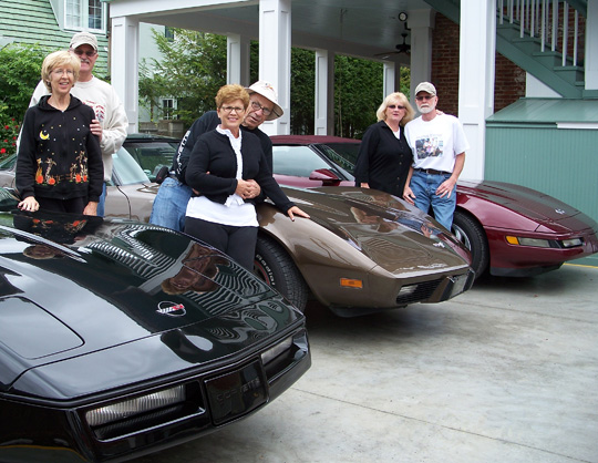 Mike & Linda (black Corvette), Jack & Jenny (brown Corvette),